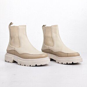 Seychelles Women Cream Leather Elastic Panel Chelsea Lug Boot size 7.5